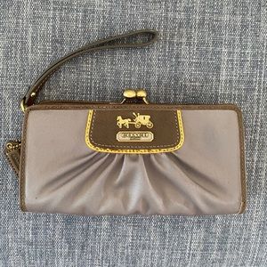 Coach shoulder chain wallet wristlet sateen fabric